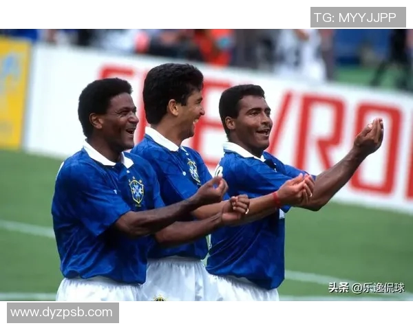 足球球星庆祝舞蹈风潮揭秘：从经典动作到个人特色，如何点燃赛场激情